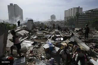 Twin Earthquakes Leave 920 Dead, 50,000 Missing In Venezuela