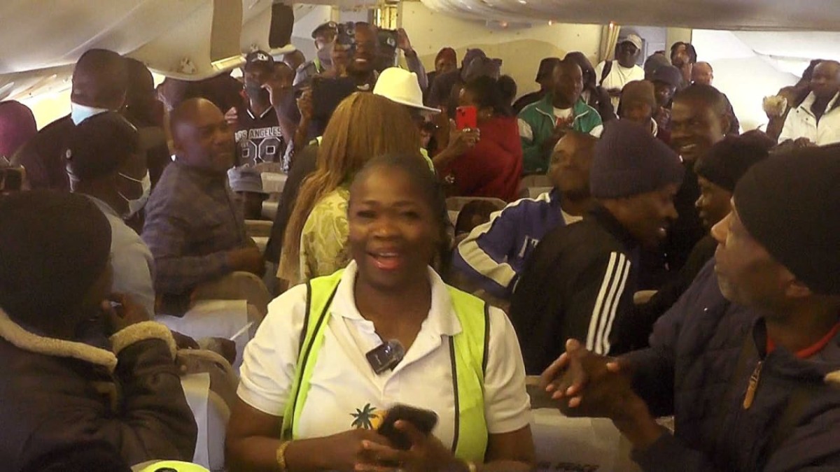 NiDCOM Chairman, Abike Dabiri-Erewa welcoming the Nigerian returnees from South Africa
