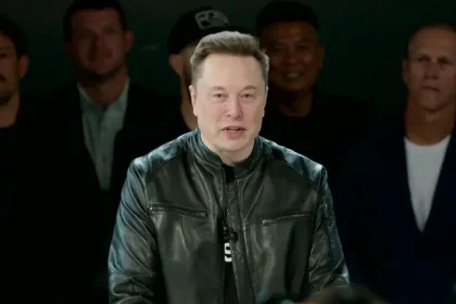Elon Musk Becomes World’s First Trillionaire as SpaceX Sweeps Wall Street in IPO