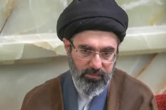 Iran Warns Over Strait of Hormuz Shipping Routes