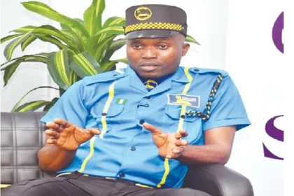 Lagos Guard To Receive Award For Returning Lost $9,100 At FCMB Branch