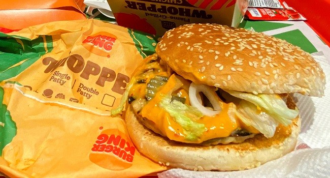 Sri Lanka Bans Junk Food in Schools