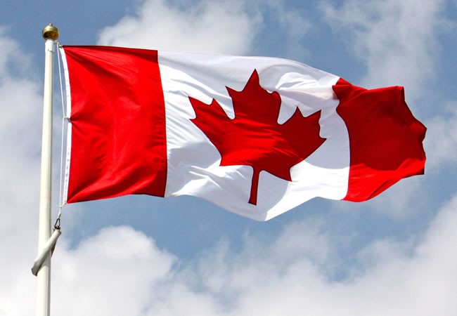 Canada Suspends Immigration Processing Over Ebola Outbreak