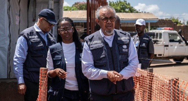 WHO Cuts Ebola Suspected Cases to 116, Confirms 330 Infections
