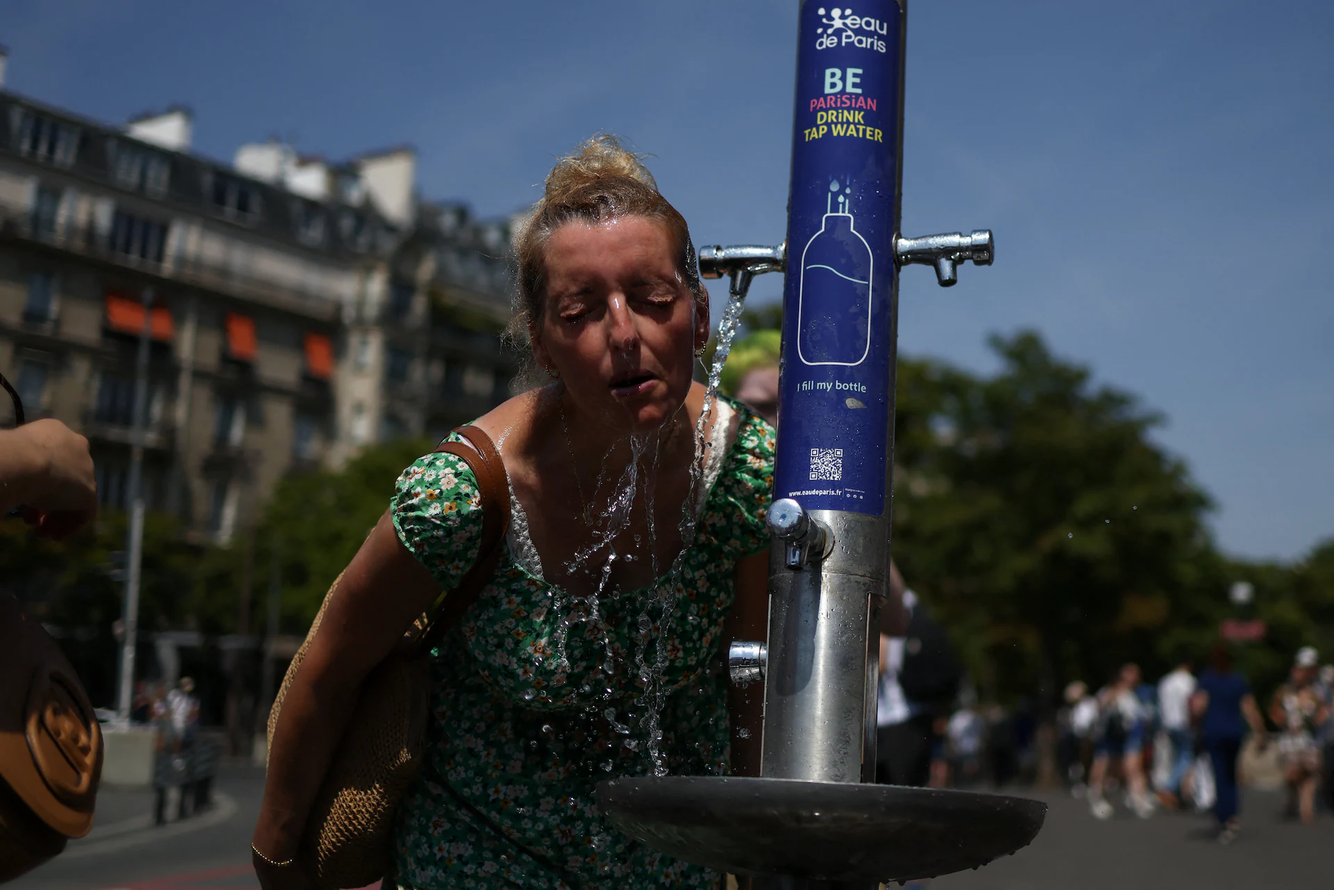 Europe Heatwave Kills Thousands, Disrupts Power and Transport