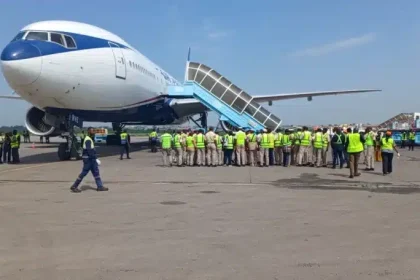 262 Nigerians Evacuated From South Africa Arrive Lagos