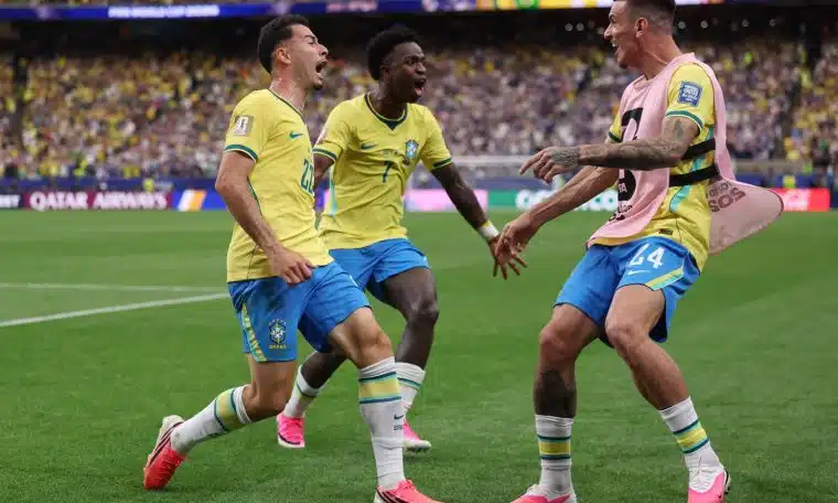 Brazil Stun Japan to Reach Last 16