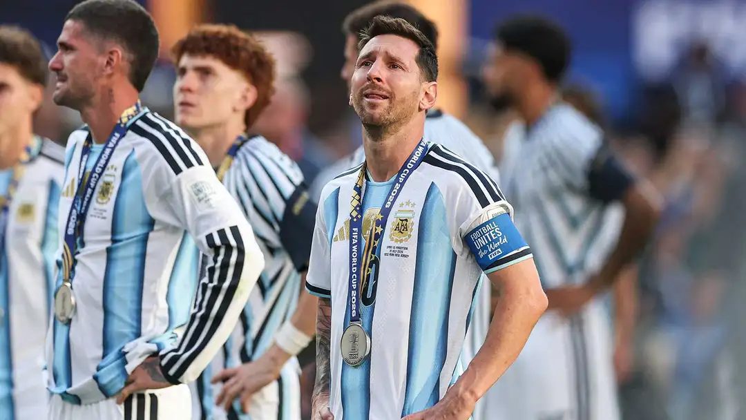 Argentine players, including Lionel Messi, lament losing the World Cup final against Spain on Sunday