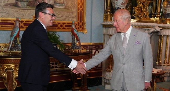 Burnham Takes Office as UK Prime Minister