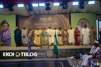 Photo Story 1: Rotary District 9112 Installs Abidoye, Honours Ambassador Ogundele
