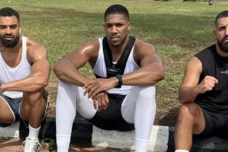 Anthony Joshua Comeback Victory to Friends Lost
