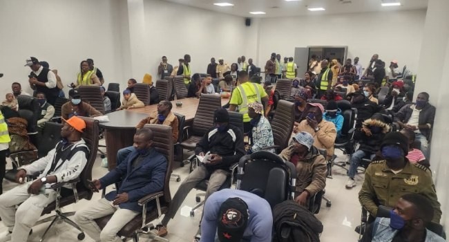 FG Vows to Protect Nigerians in South Africa
