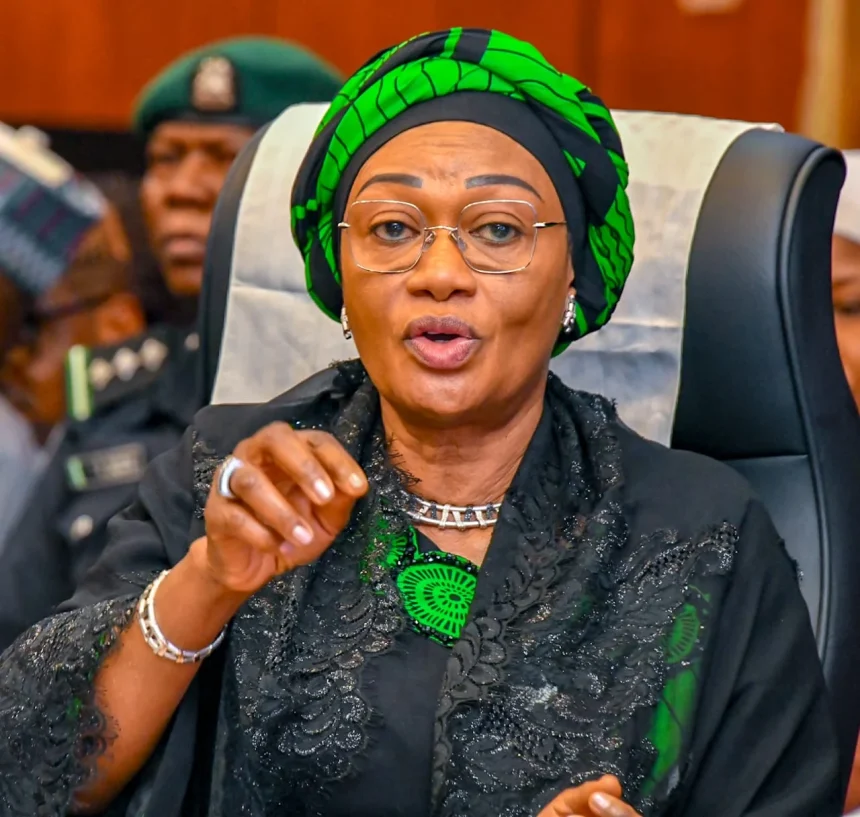 Remi Tinubu Urges Youths to Stay Focused