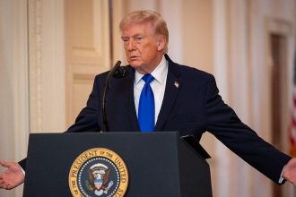 Donald Trump’s $1.4 Billion Crypto Windfall Ignites Fierce Tax Debate