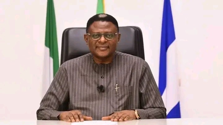Cross River APC Sets Up 30-Man Team to Mobilise Support for Tinubu, Otu