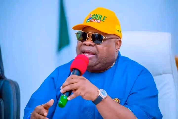 JUST IN: Gunmen Attack Adeleke’s Convoy After Visit To Osogbo Monarch
