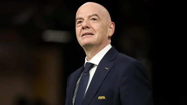 FIFA Backs Gianni Infantino