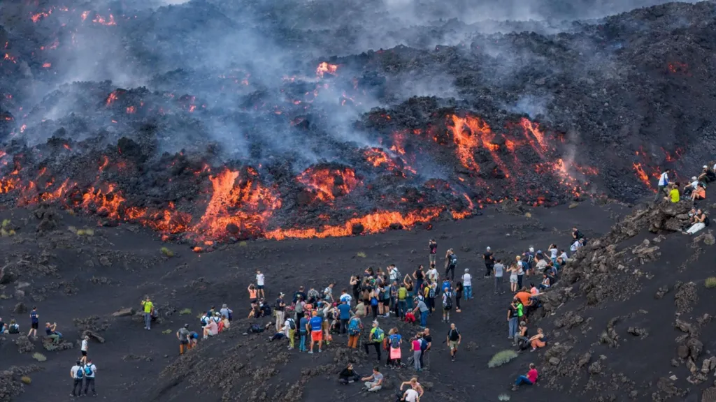 Lightning Kills American Tourist on Mount Etna
