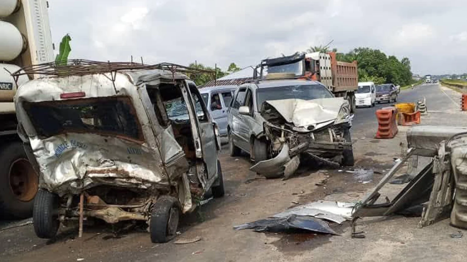  Lagos-Ibadan Expressway: Seven Die in Three-Vehicle Crash