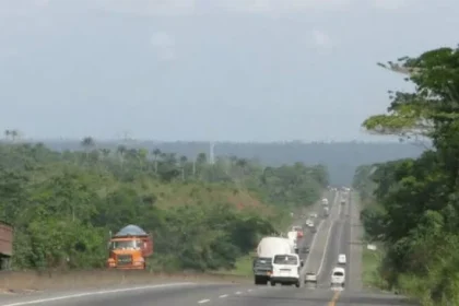 FG Moves to Fix Flooded Benin Sagamu Expressway