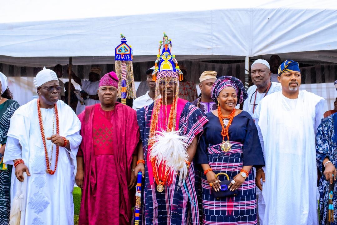 Aladeshonyin of Odo-Noforija Felicitates Newly Installed Alaye of Imobi, Oba Abdul-Fatai Balogun