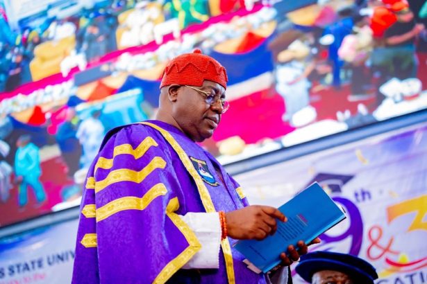 Alara of Ilara Kingdom and LASU Chancellor, His Royal Majesty Oba Olufolarin Olukayode Ogunsanwo, at the 29/30th convocation ceremonies