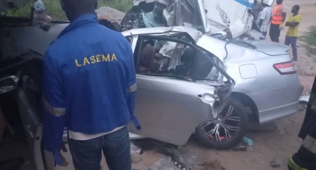 Two Trucks Drag for Right of Way, Kill Dispatch Rider in Lagos