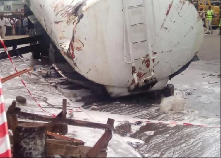 Fuel Tanker Spill: Residents Ignore Danger, Scoop Petrol