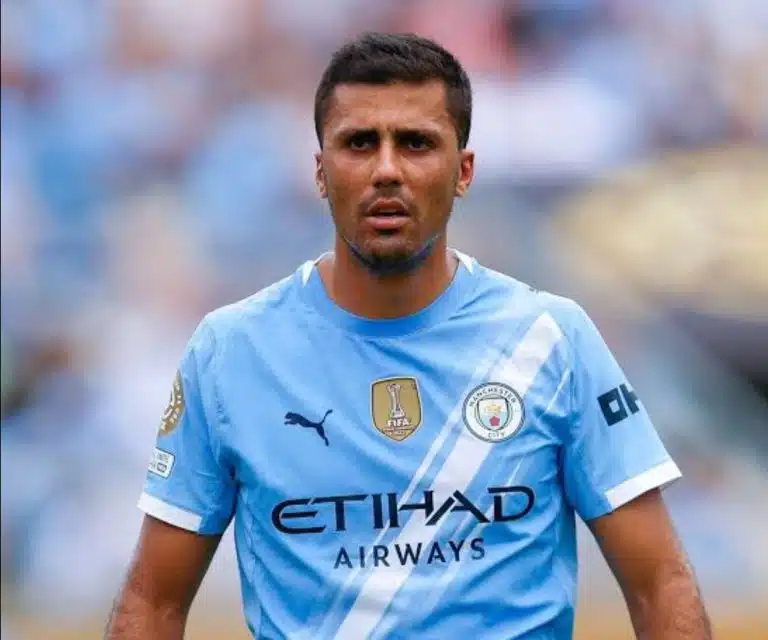 Manchester City Reject Barcelona's £38.5m Bid for Rodri