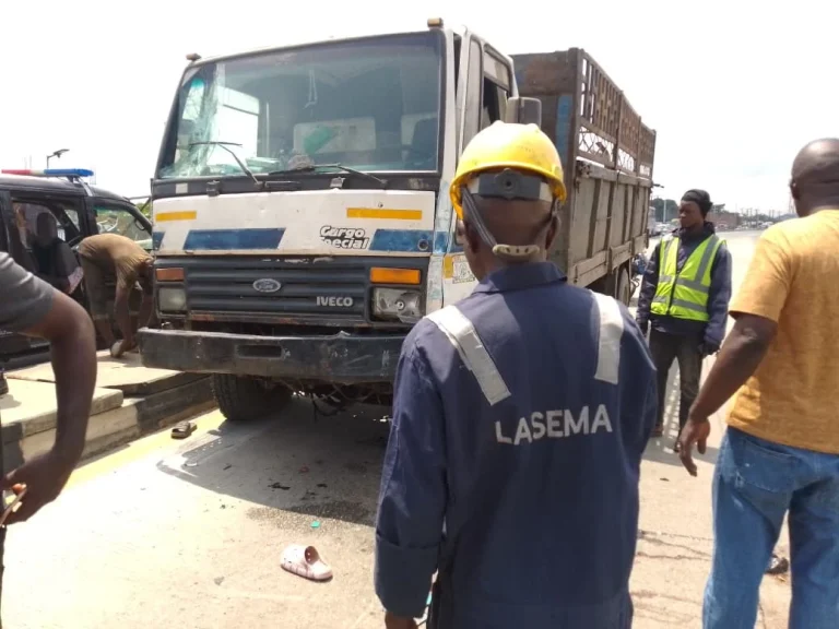 Two Trucks Drag for Right of Way, Kill Dispatch Rider in Lagos