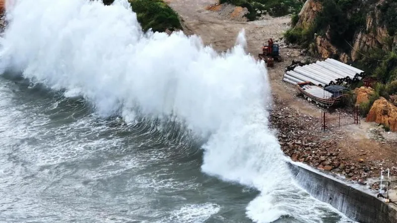 Over 1 Million Evacuated as Typhoon Dolphin Hits China