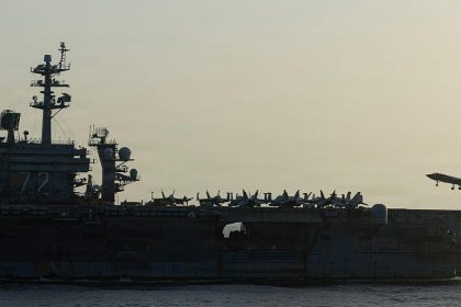 CENTCOM Chief Visits USS Abraham Lincoln Amid Concerns Over Crew Morale