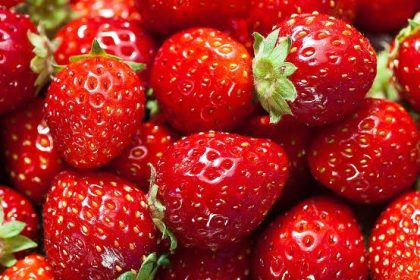 7 Foods Rich in Vitamin C You Should Eat More Often Guava, oranges and peppers are excellent vitamin C sources.